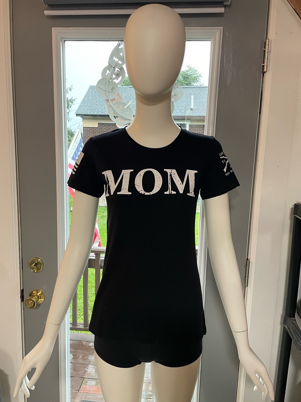 Rare Grunt Style Mom Definition Shirt Size Medium Mother’s Day